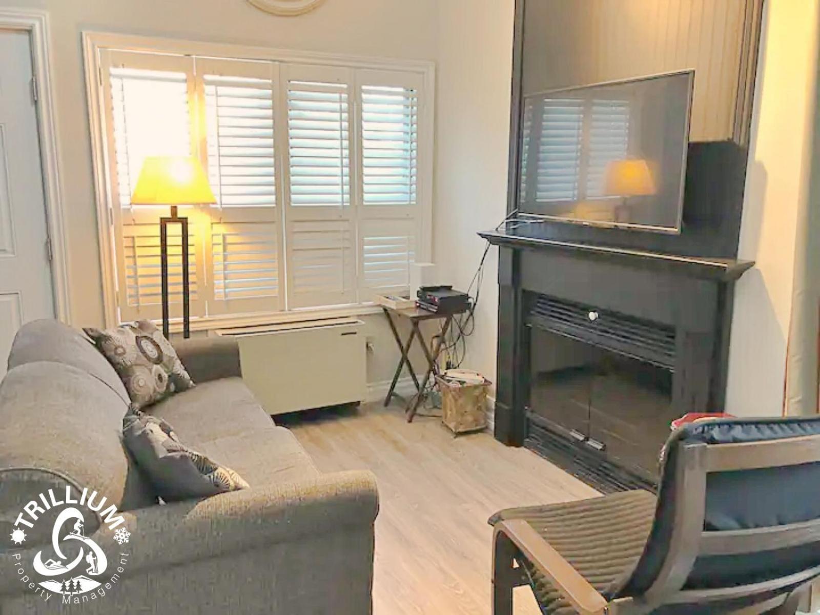 Blue Mountain, Collingwood - Loft Condo, Sleeps 4 Blue Mountains Zewnętrze zdjęcie