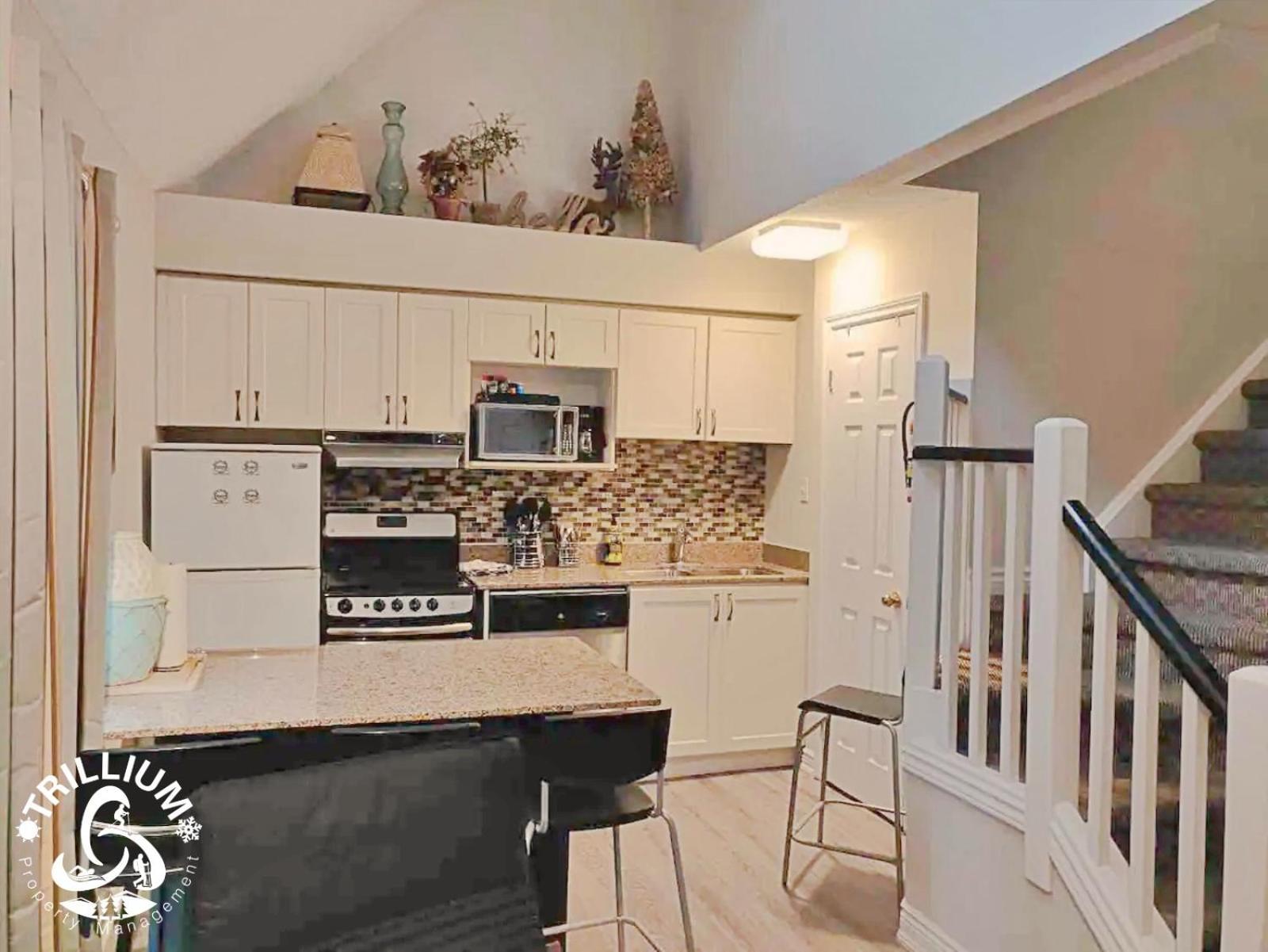 Blue Mountain, Collingwood - Loft Condo, Sleeps 4 Blue Mountains Zewnętrze zdjęcie