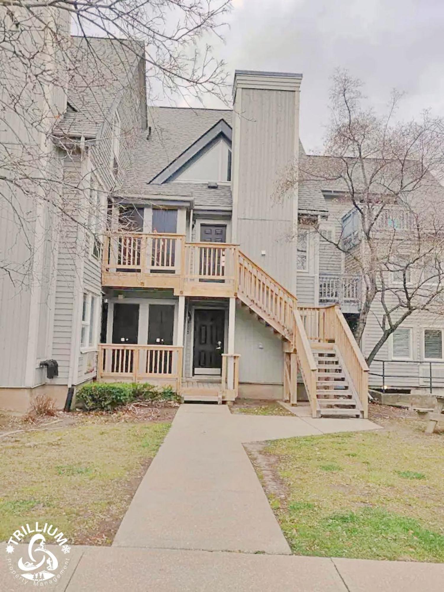 Blue Mountain, Collingwood - Loft Condo, Sleeps 4 Blue Mountains Zewnętrze zdjęcie